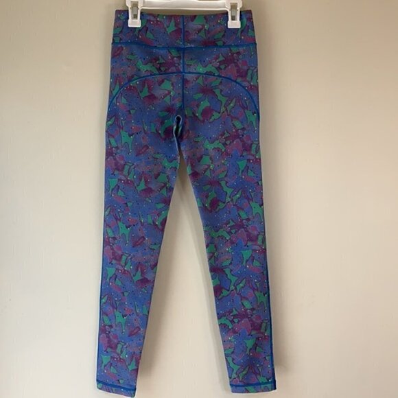 Adidas Large Girl’s Multicolor Leggings. - Picture 6 of 8